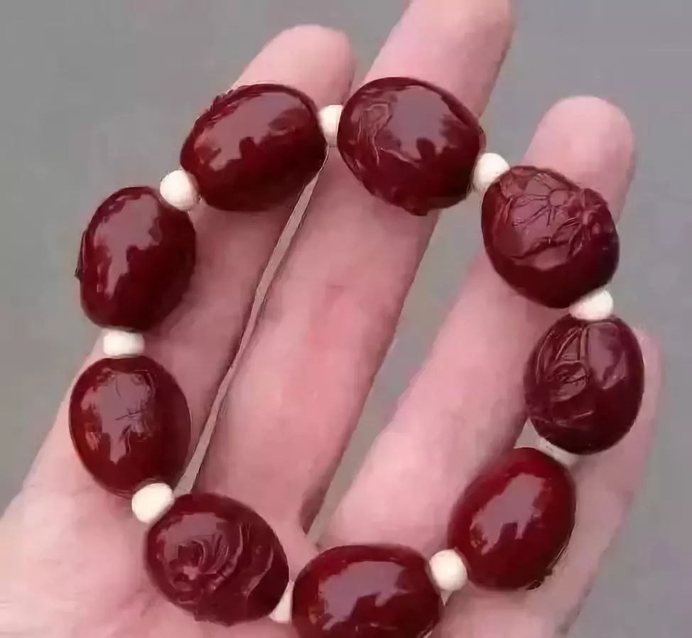 星月菩提包浆后开片_金刚菩提包浆方法_南红盘玩后有什么变化