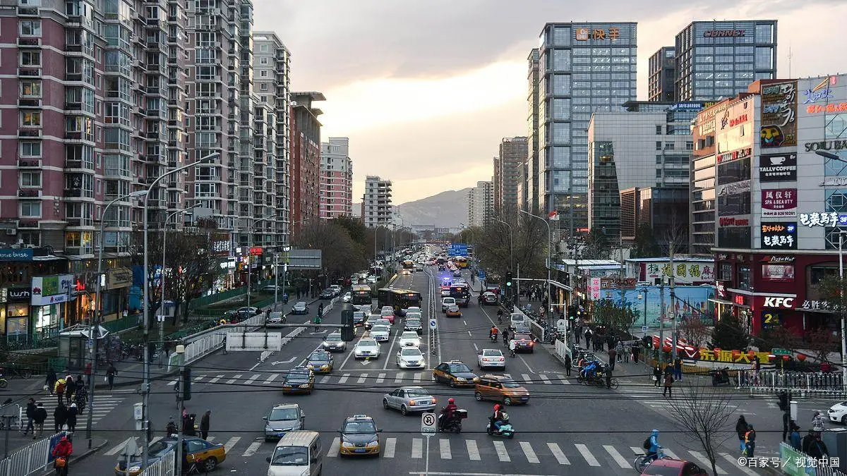 农民工省内就业趋势_现在打工进什么厂稳定收入_农民工平均月收入5000元
