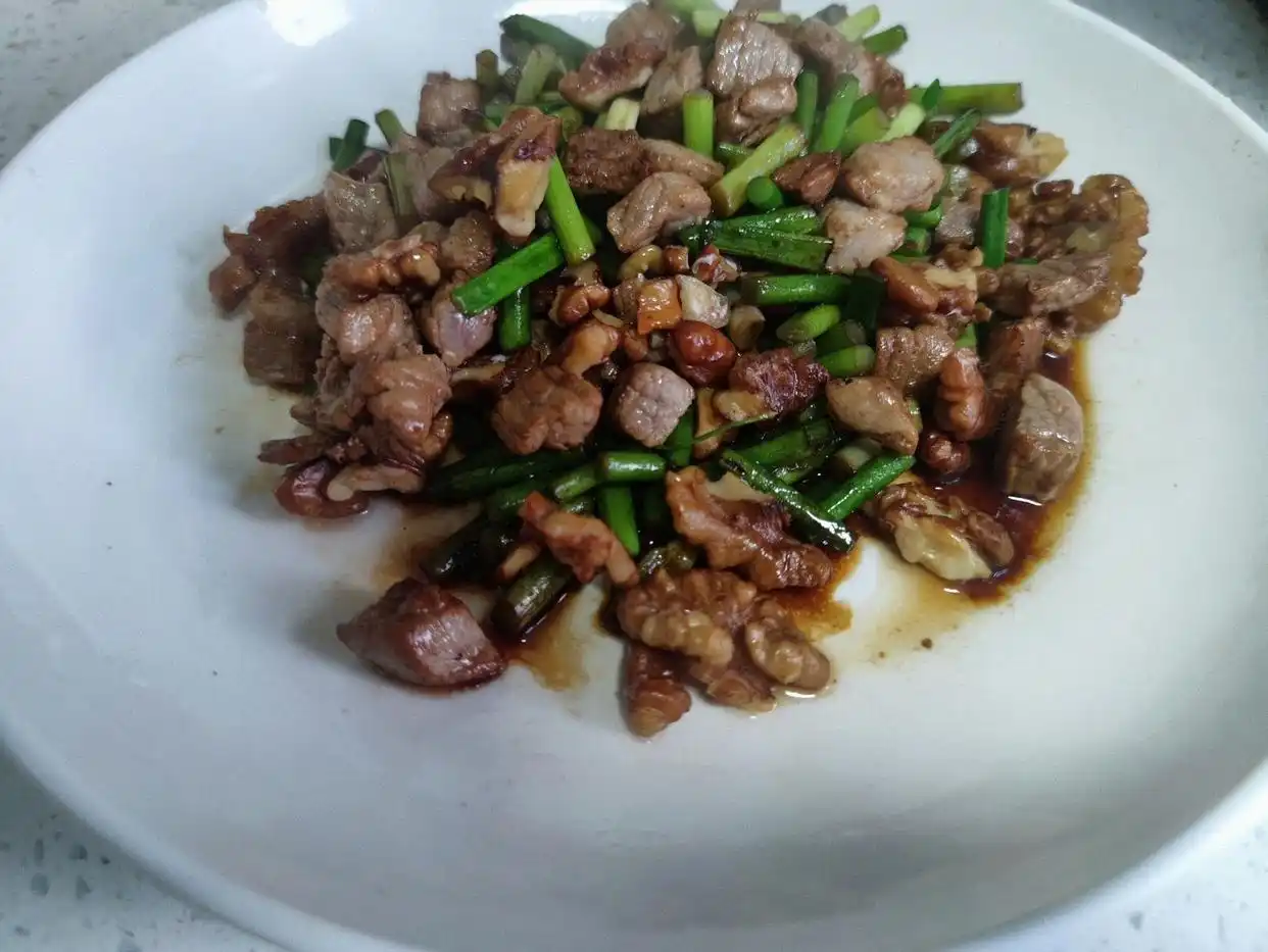 为什么一下雪菜价上涨_年夜饭食材涨价原因_年货价格上涨
