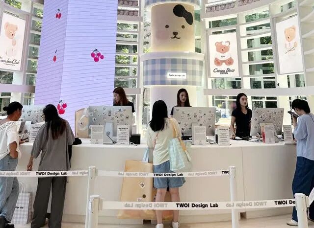 京东开服装店要多少钱_优衣库京东合作 电商女装线下开店 淘品牌实体店
