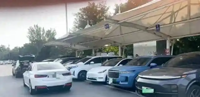 新华保险股票深套有希望解套吗_股票深套8年回本希望_审视手中股票行业变迁