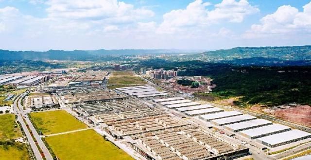 重庆主城专业市场外迁_朝天门批发市场搬迁后有人去过吗_专业市场外迁难题